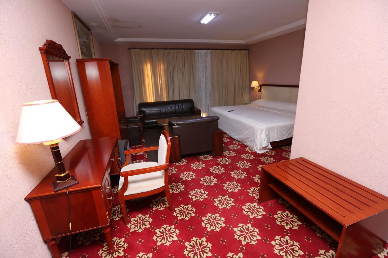 Palace Hotel Ouagadougou Exterior foto